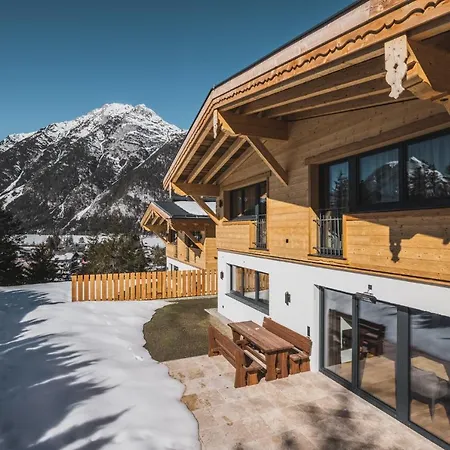 Dağ evi Wilderer Chalets *
