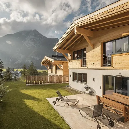 Dağ evi Wilderer Chalets Leutasch